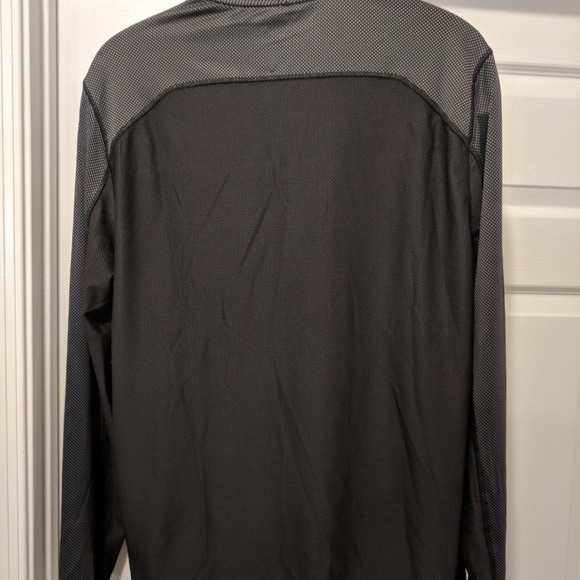 Men's Calvin Klein Active Pullover - Picture 4 of 6